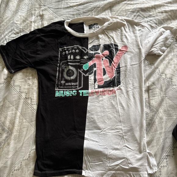 MTV Tops - MTV Black and White Short Sleeve Tee